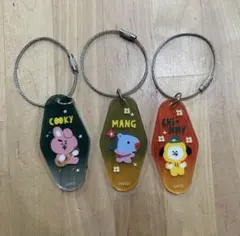 BT21キャラクターキーホルダー 3個セット