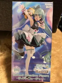 初音ミク　フィギュア　Ixy 猫耳 猫耳Tシャツ初音ミクのフィギュアデザインを描き下ろしさせていただき
