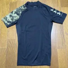 アンダーアーマー　半袖インナー　SM