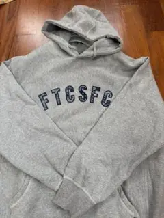 FTC グレー パーカー Lサイズ