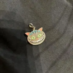 アリスインワンダーランド　チャーム　チェシャ猫 キーホルダー