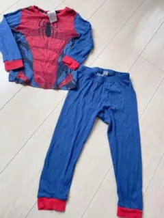 H&M 長袖　サイズ110 スパイダーマン　パジャマのサムネイル