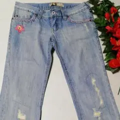 【ロキシーROXY】レディースダメージジーンズ♡