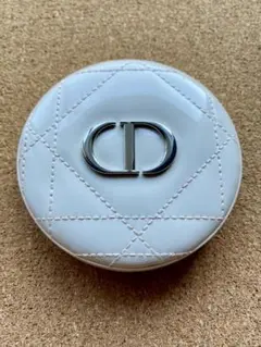 Diorディオールスキンフォーエバークチュールルミナイザー02ピンクグロウ