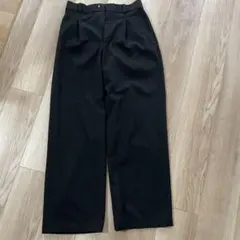 UNIQLO タックワイドパンツ　丈長めをカット