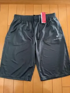 CLATHAS ハーフパンツ 新品　タグ付きのサムネイル