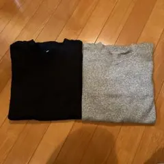 UNIQLOソフトニットフリースクルーネックT 2枚セット 黒＆グレー