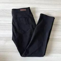 【美品】YANUK RUTH 26 ブラック スリムテーパード デニム