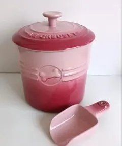ルクルーゼ ペットフードコンテナ　可愛いピンク　超美品 Amazon.co.jp: ル・クルーゼ(Le Creuset) フードコンテナ ペットフード