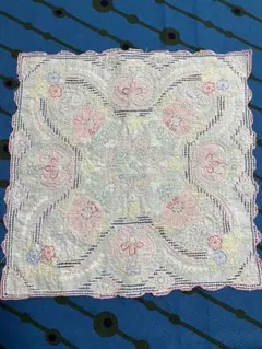 刺繍手　スワトウ　　希少 値下げ 希少 汕頭 スワトウ 手刺繍ハンカチ 年代物 - メルカリ