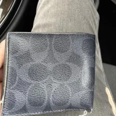 COACH 二つ折り財布 ネイビー シグネチャー