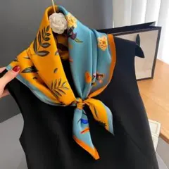 花柄シルク風スカーフ オレンジと青 約：70cmx 70cm