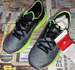 New Balance ランニングシューズ グレー/ライム