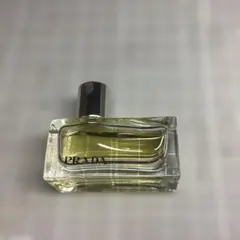 2025年最新】プラダ 香水 7mlの人気アイテム - メルカリ