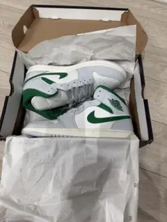 Nike DQ8426-142 27.5ミッド　スニーカー