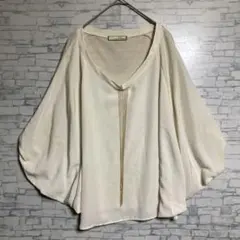 GALLARDAGALANTE ホワイト バルーンスリーブ シャツ　トップスのサムネイル