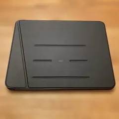 ESR ブラック iPadケース 縦横スタンド機能付き