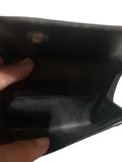 黒いレザー二つ折り財布GUCCI