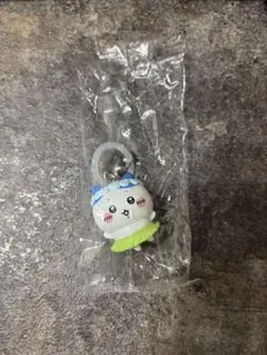 ちいかわ　めじるしアクセサリー　ハチワレ