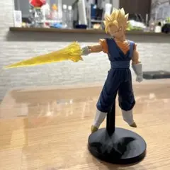 【美品】超ベジットフィギュア エネルギー弾　箱付き