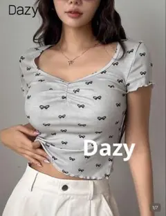 【Dazy】リボン柄 半袖カットソー グレー Lサイズのサムネイル