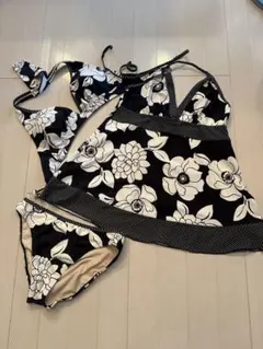 新品 花柄 セパレート水着 3点セット 9号 M - メルカリ