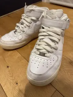Nike Air Force 1 Mid ホワイト