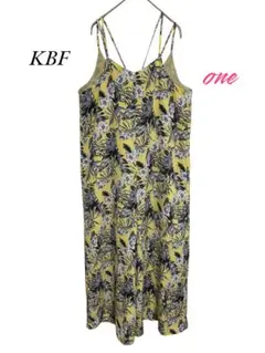 KBF サロペット 葉柄.花柄プリント イエロー　one