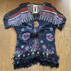 フリンジ付き半袖トップスのサムネイル