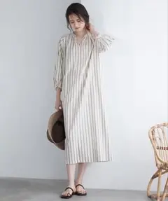 ヌキテパ ストライプ ノースリーブ ロングワンピース 水色 - メルカリ
