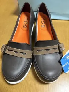 Item thumbnail for item b0b62a56-7c50-4781-9782-a0263f38f483