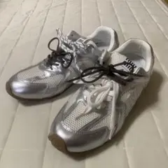 MIU MIU New Balance コラボ商品 26.5cm スニーカー