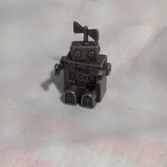 ほぼ日手帳 2026 ノベルティ ちいさなロボットのペーパーウェイトのサムネイル