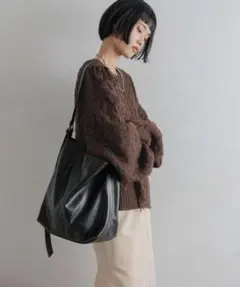 ローリーズファーム　ミドルワン　ショルダーバッグ