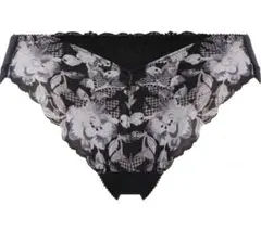 [Triumph] レッドレーベル バイ トリンプ0121 レギュラーショーツ