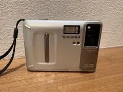 FUJIFILM CLIP-IT 50 デジカメ - メルカリ