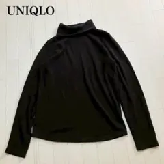ユニクロ　タートルネックトップス　マシンウォッシャブル　シンプル　カジュアルのサムネイル