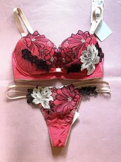 Wacoal Salute 94G ブラジャーソングセット F75 M - メルカリ