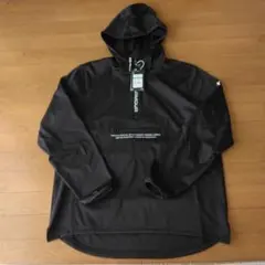 新品　Under Armour 黒 Lサイズ ナイロンジャケット