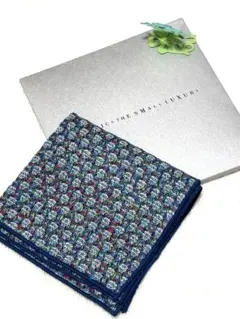 CLASSICS THE SMALL LUXURY ハンカチ 多色柄のサムネイル