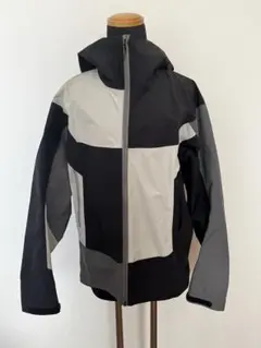 ARC'TERYX × BEAMS 別注 BETA SL