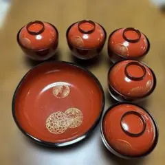 朱塗 蓋付汁物椀　5客セット 金彩蒔絵　菓子盆付きのサムネイル