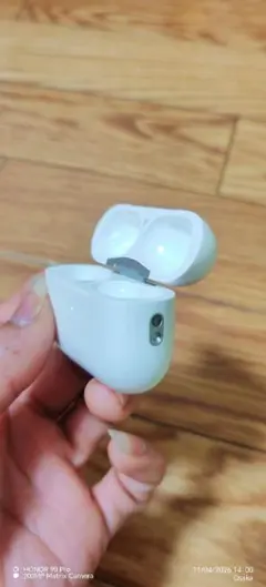 AirPodsPro2本体 USB-C充電 ホワイトよくやった。