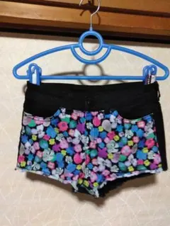 (H&M)花柄ショーパン