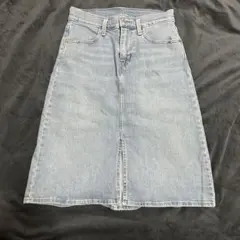 Levi'sライトブルースカート