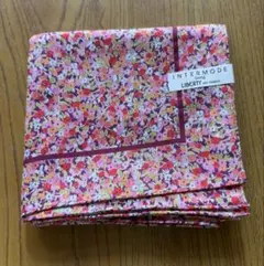 INTERMODE リバティ　大判　⁂花柄ハンカチ