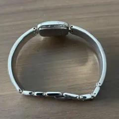 クレージュ V400-5660レディース腕時計 シルバー