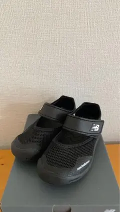お値下げ！【新品未使用】New Balance キッズサンダル　水陸両用16cm
