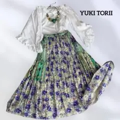 YUKI TORII 花柄 ボタニカル パッチワーク風 フレアスカートのサムネイル