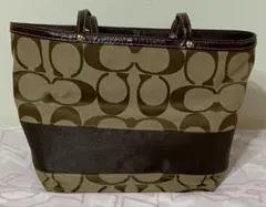 週末SALE✨COACH シグネチャー トートバッグ ブラウンのサムネイル